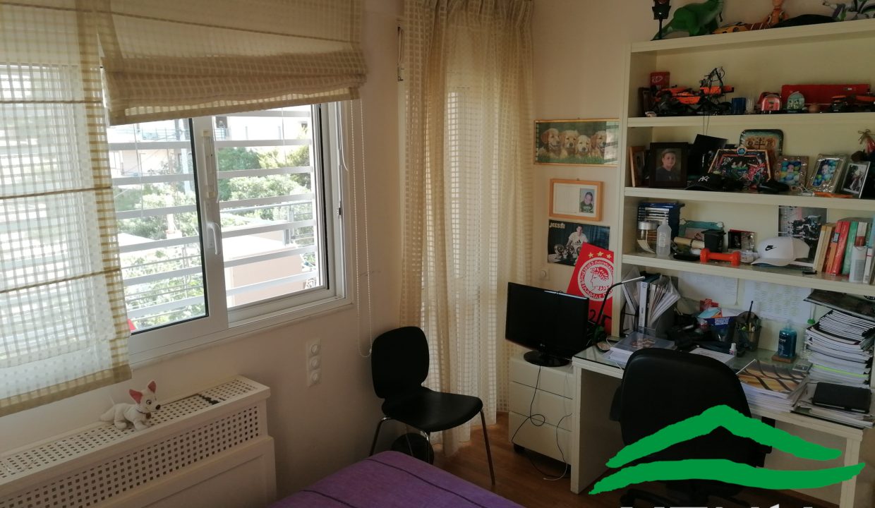 ROOM 4
