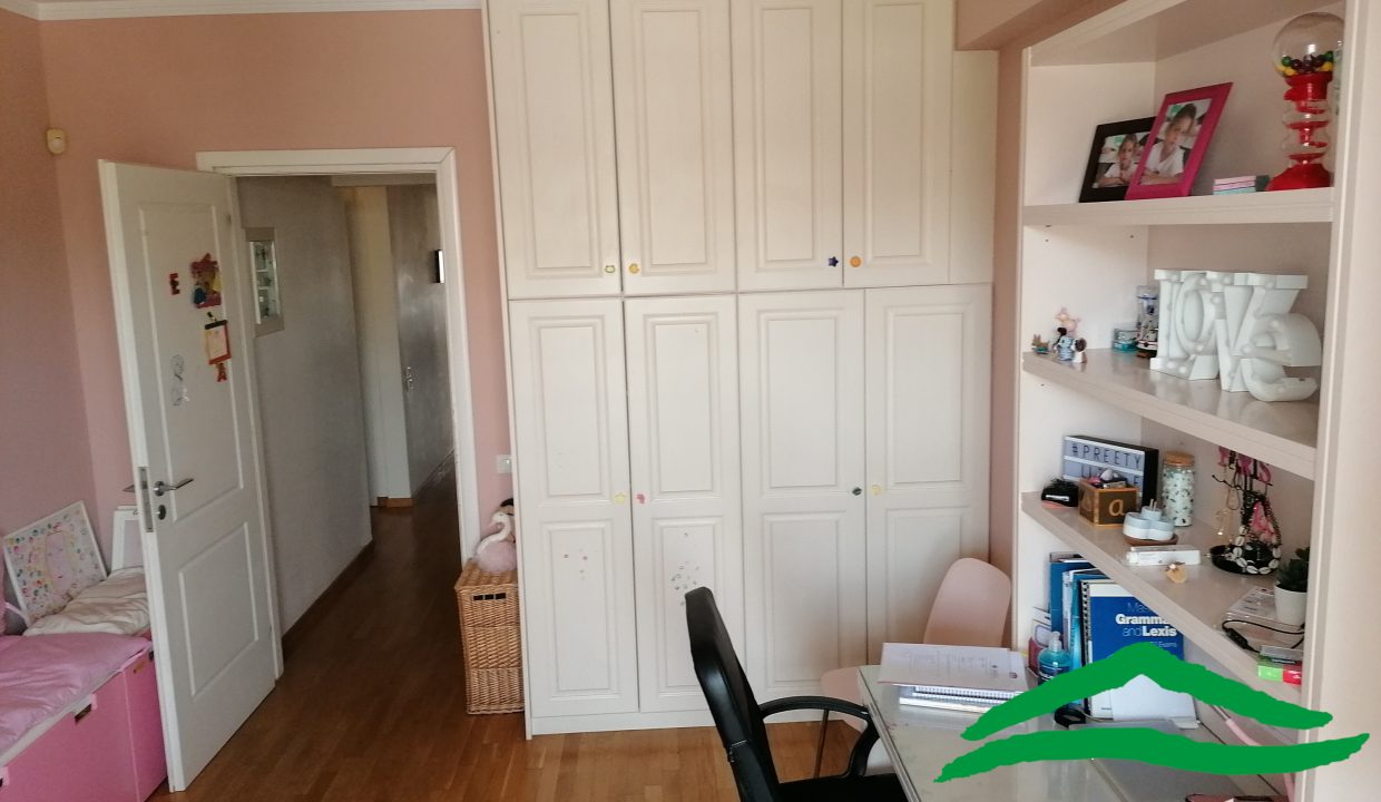ROOM 7